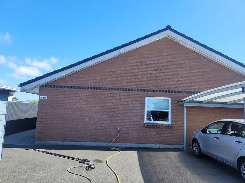 Rens af udhæng for privat kunde i Esbjerg